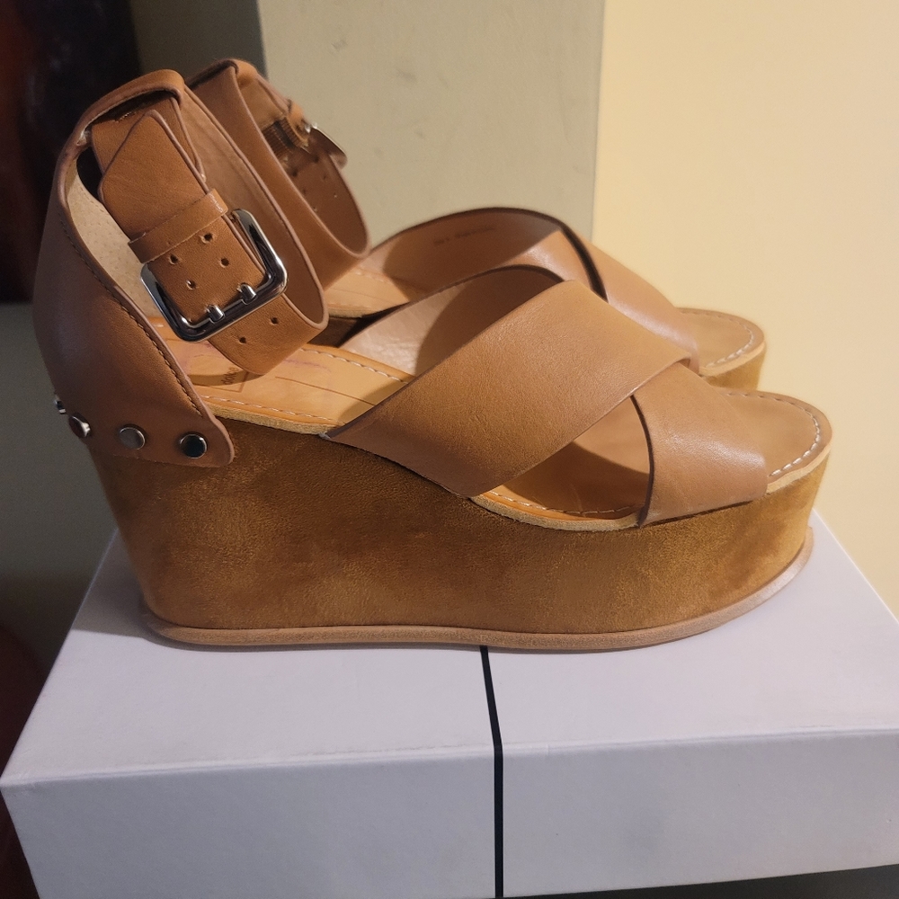 Dolce Vita Dalrae Wedge Sandal - Picture 2 of 6